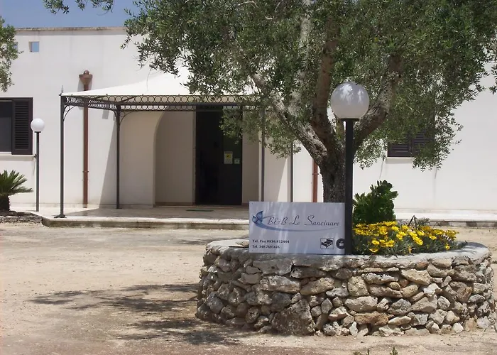 Otranto Le Sancinare Bed & Breakfast 3*