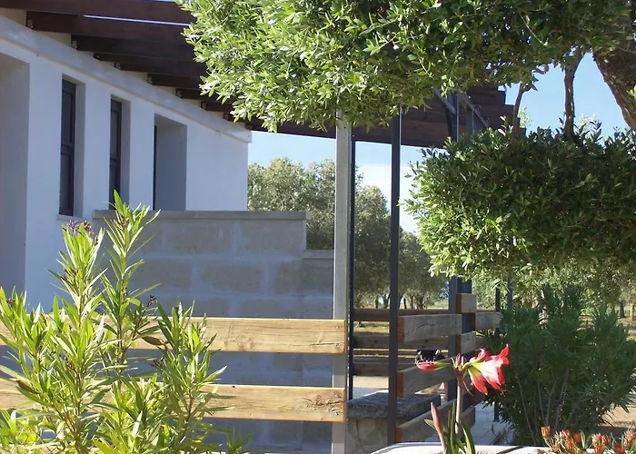 Bed & Breakfast Otranto Le Sancinare 3*